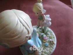 Precious Moments Figurine Our Friendship is magical Disney