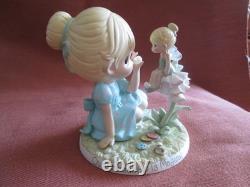 Precious Moments Figurine Our Friendship is magical Disney