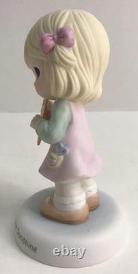 Precious Moments Figurine Sending You Some Sunshine 103025 Girl NEW