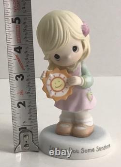Precious Moments Figurine Sending You Some Sunshine 103025 Girl NEW