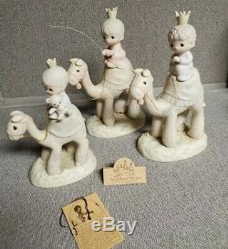 Precious Moments Figurine THEY FOLLOWED THE STAR E5624 Nativity Set