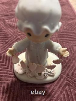 Precious Moments Figurine You Have Touched So Many Hearts 1983 E-2821