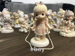 Precious Moments Figurines (1/3)