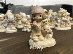 Precious Moments Figurines (1/3)