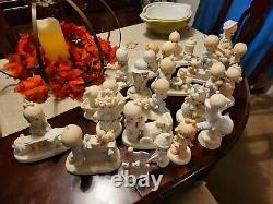 Precious Moments Figurines Lot of 19