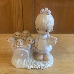 Precious Moments GOD LOVETH A CHEERFUL GIVER E-1378 Original 21 Figurine No Symb