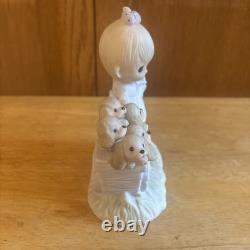 Precious Moments GOD LOVETH A CHEERFUL GIVER E-1378 Original 21 Figurine No Symb