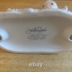 Precious Moments GOD LOVETH A CHEERFUL GIVER E-1378 Original 21 Figurine No Symb