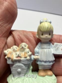 Precious Moments God Loveth a Cheerful Giver 1989
