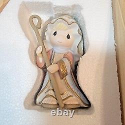 Precious Moments Hallmark Exclusive Come Let Us Adore Him 139006 RARE HTF NEW