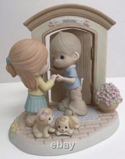 Precious Moments Hands Build A House, Hearts Build A Home #'d 98/5000 NEW 830016