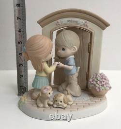 Precious Moments Hands Build A House, Hearts Build A Home #'d 98/5000 NEW 830016