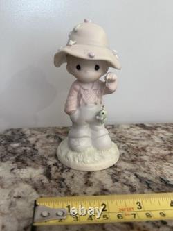 Precious Moments Hay Good Lookin' 1999 Porcelain Figurine 6 White Pink