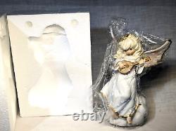 Precious Moments Heaven's Grace Series Hope Is A Gentle Melody 112967 Excellent