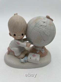 Precious Moments Hes Got The Whole World In His Hands Figurine 1977 Sam Butcher
