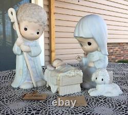 Precious Moments Huge 9 Inch O Come Let Us Adore Him # 111333 Nativity-new