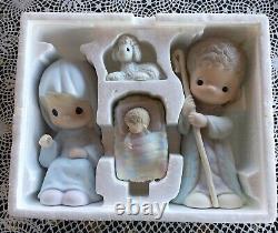 Precious Moments Huge 9 Inch O Come Let Us Adore Him # 111333 Nativity-new
