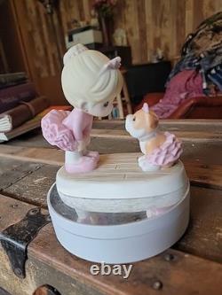 Precious Moments I Believe In You 124014 Bulldog Girl Ballerina NO BOX RARE