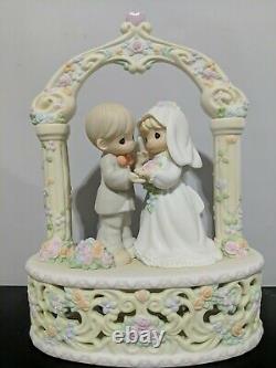 Precious Moments I Give You My Love Forever True 2000 Musical 9.5 Figurine