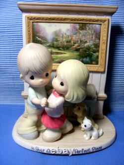 Precious Moments In Your Arms Is The Perfect Place Thomas Kinkade A0341