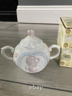 Precious Moments Kitchen Set With Boxes