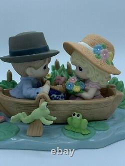 Precious Moments Limited Edition You Make My Heart Leap 173002 Couple in Boat