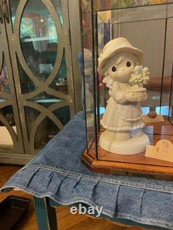 Precious Moments Love Grows Here 9 inch Figurine 1998 Limited Ed. With case