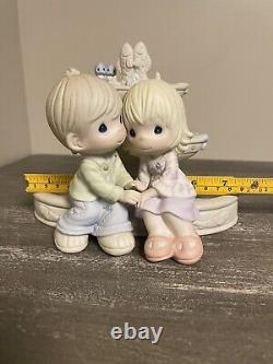 Precious Moments Love Is The Fountain Of Life Limited Edition #11/5000 #830017