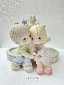 Precious Moments Love Is The Fountain Of Life Limited To 5,000 Pieces