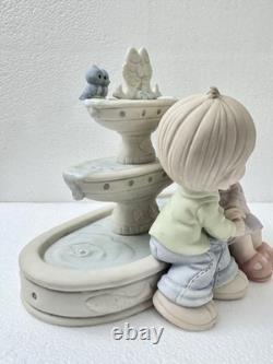 Precious Moments Love Is The Fountain Of Life Limited To 5,000 Pieces