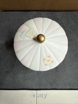 Precious Moments Love Makes The World Go Round Ltd Ed. 139475 Signed 2X