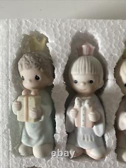 Precious Moments MINI NATIVITY 11 piece SET COME LET US ADORE HIM Green Box