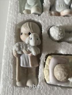 Precious Moments MINI NATIVITY 11 piece SET COME LET US ADORE HIM Green Box