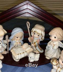 Precious Moments Mini Nativity With Creche 2012- 13 Piece Set