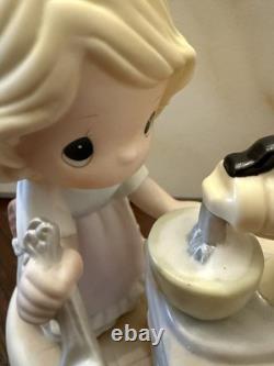 Precious Moments Mixing Up A Bright Tomorrow Rare Limited Edition #4004740