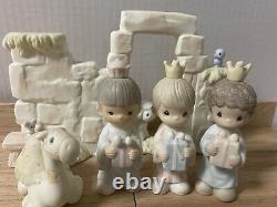 Precious Moments Nativity Come Let Us Adore Him with Wall and Angel Mint