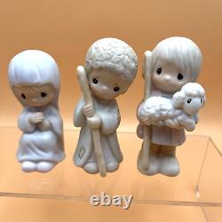 Precious Moments Nativity E-2387 Buildings & E-2395 Figurines in box from 1982