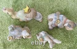 Precious Moments Nativity Figurines (4) 2001-878987 2004-118262/118263/118264