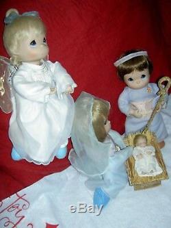 Precious Moments Nativity (complete set of 9) Holy Family 12 dolls +accessories