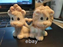 Precious Moments-Noah's Ark-2X2 LIONS VERY RARE! Retired 2005 SIGNED