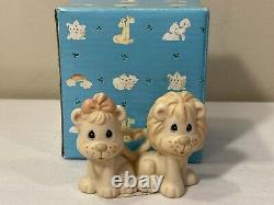 Precious Moments-Noah's Ark-2X2 LIONS VERY RARE! Retired 2005 Star & Signed