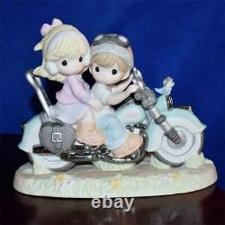 Precious Moments OUR LOVE GOES THE DISTANCE 111050 HUGE! Couple on Motorcycle