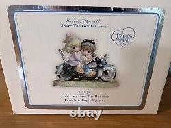 Precious Moments OUR LOVE GOES THE DISTANCE 111050 Motorcycle Couple with Box