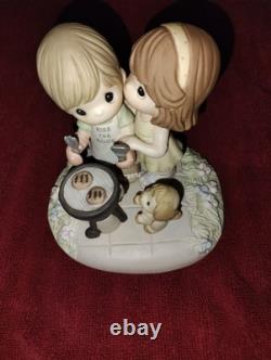 Precious Moments Our Love Sizzles BBQ Kiss A Grill Master #12210 RARE In Total