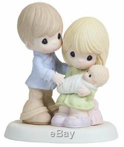 Precious Moments Parents with Infant Figurine, New, Free Shipping