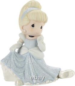 Precious Moments Porcelain Figurine Disney Showcase The Magic Slip Away Cinderel