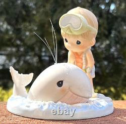 Precious Moments Porcelain Limited Edition STAY WIITH ME A WHALE 2002 108595