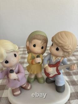 Precious Moments RARE! MAKING MUSIC TOGETHER FOR 30 YEARS SIGNED 890021