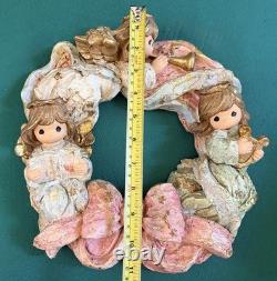 Precious Moments Rare Trio of Angels Wreath with Holiday Pink Bow Tie Enesco 11