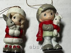 Precious Moments SET Retired Every Bunny Loves A Christmas Hug 2020 Girl & Boy